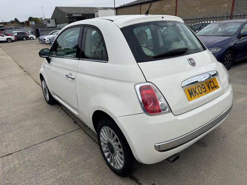 Fiat 500 view 5