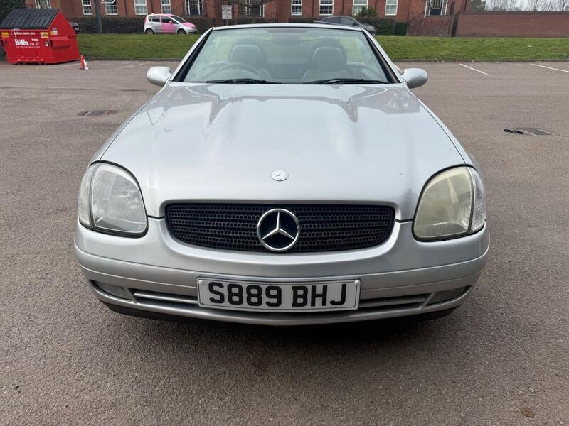 Mercedes-Benz SLK view 5