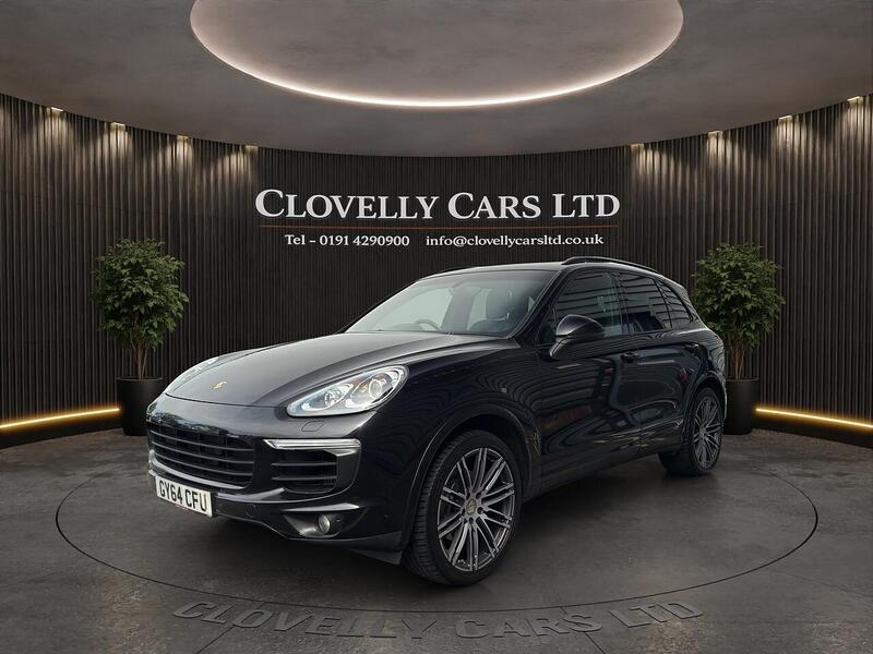 Porsche Cayenne view 4