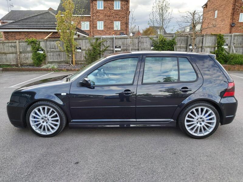 Volkswagen Golf view 6