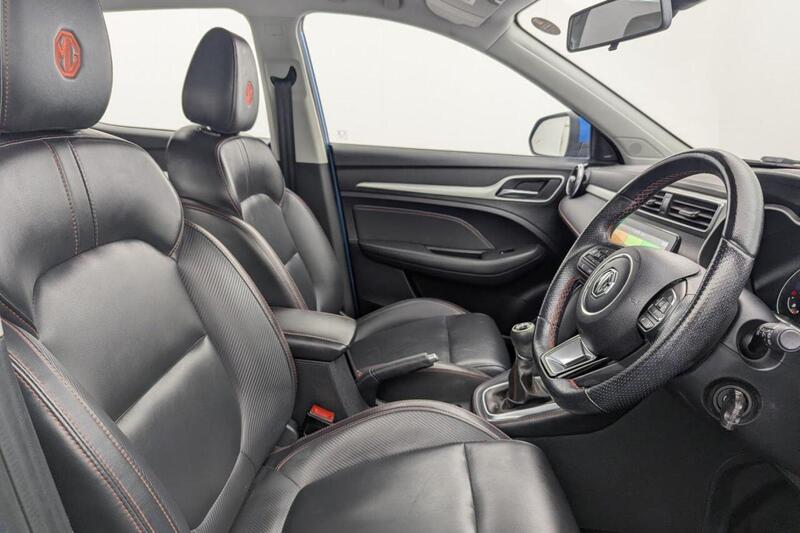 MG MG ZS view 3