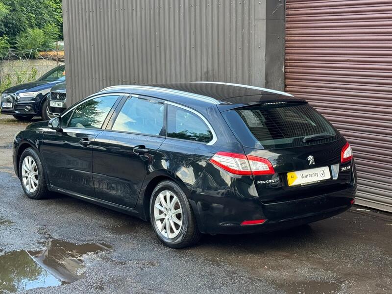 Peugeot 508 SW view 3