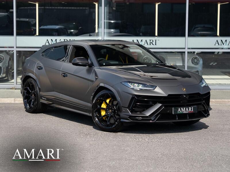 Lamborghini Urus main image