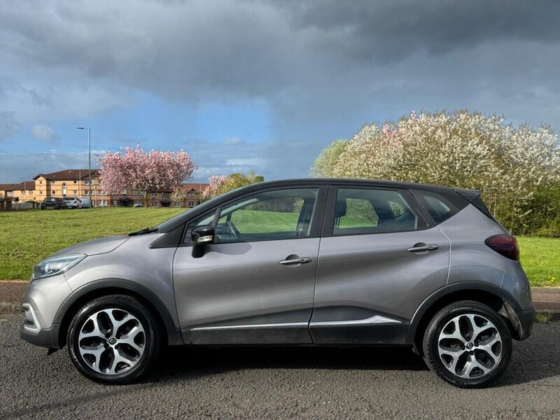 Renault Captur view 2