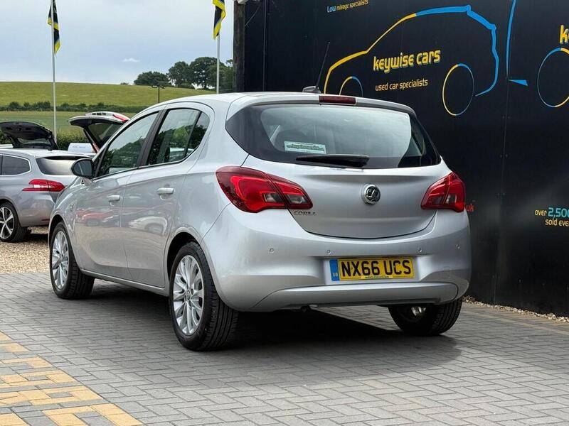 Vauxhall Corsa view 3