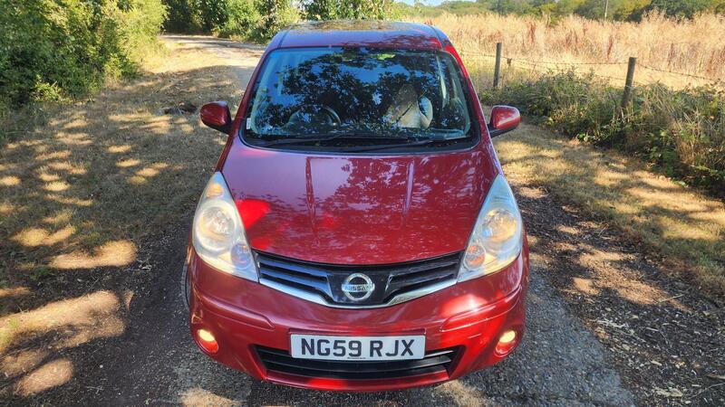 2010 Nissan Note — photo 2