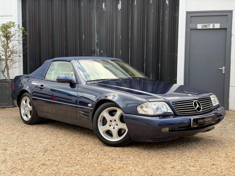 Mercedes-Benz SL — photo 1