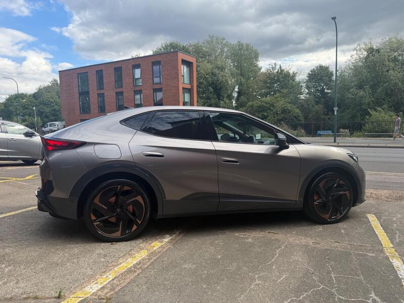 Cupra Tavascan view 7