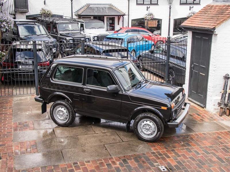 Lada Niva view 7