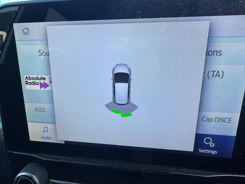 Ford Fiesta view 3