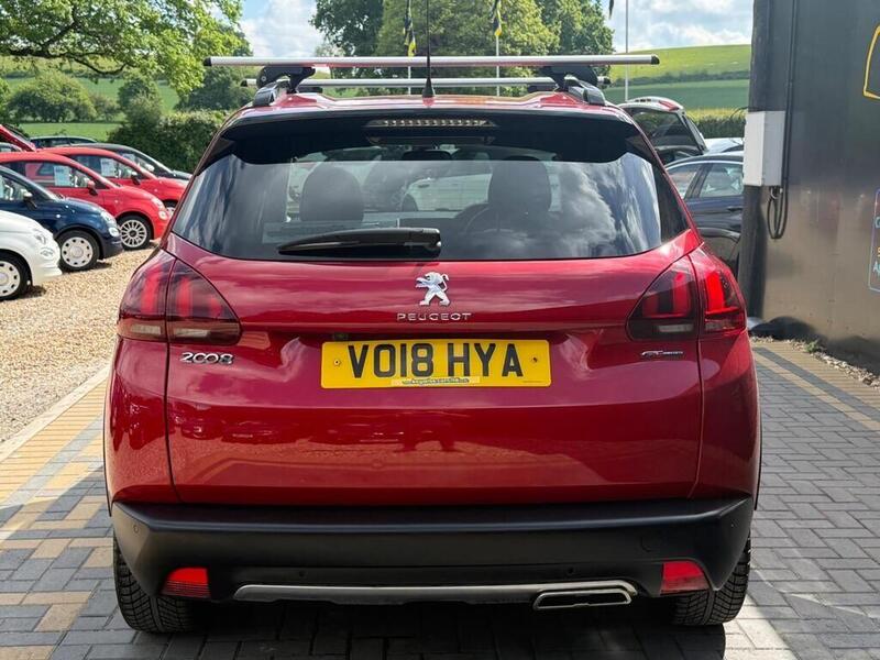Peugeot 2008 view 4