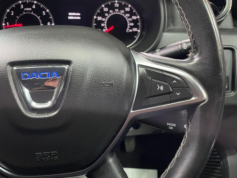 Dacia Duster view 28