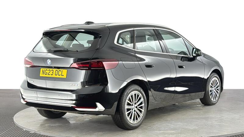 BMW 2 Series Active Tourer view 4