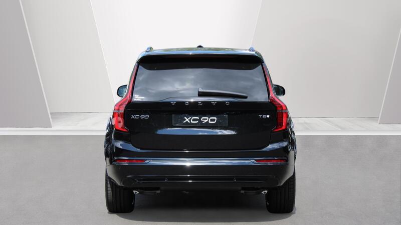 Volvo XC90 view 7