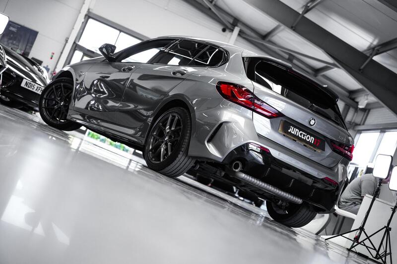 BMW 1 Series view 6