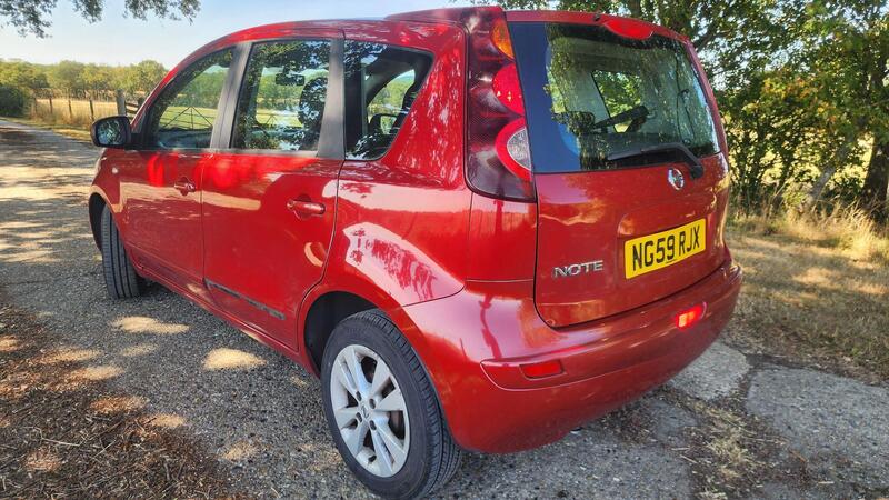 2010 Nissan Note — photo 6
