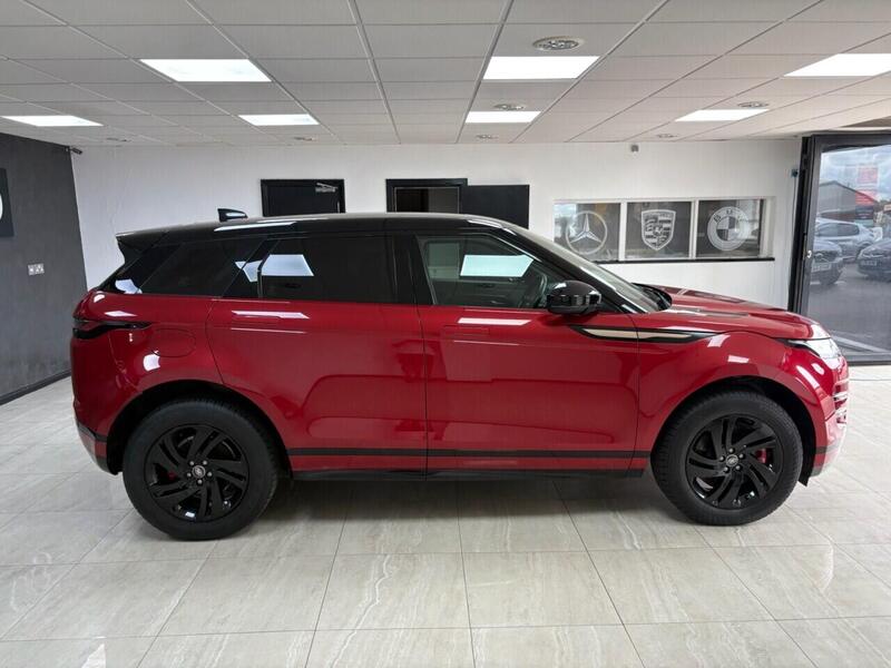 Land Rover Range Rover Evoque view 2
