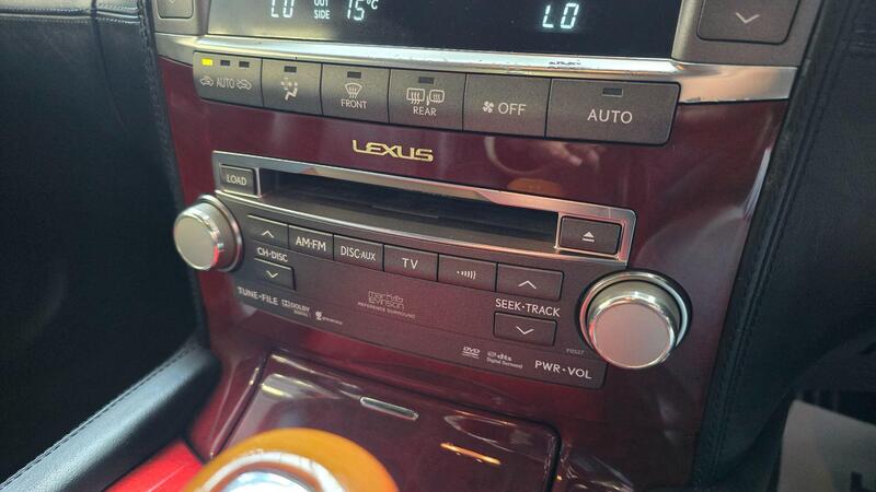 Lexus LS view 10