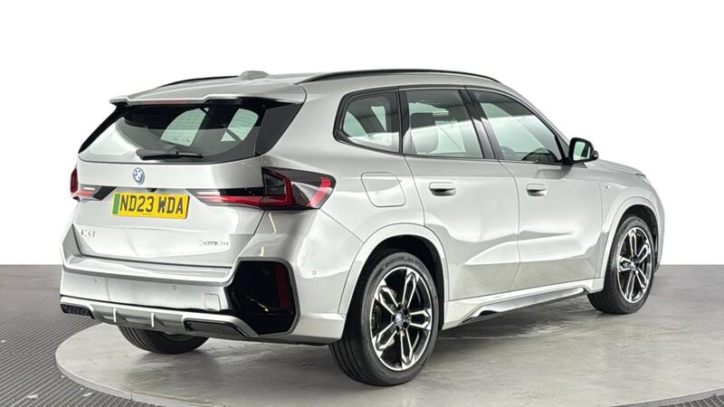 BMW Ix1 view 4