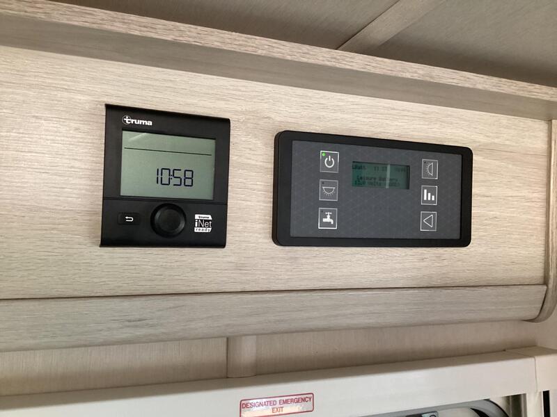 Auto-Trail Expedition C71 — image 30