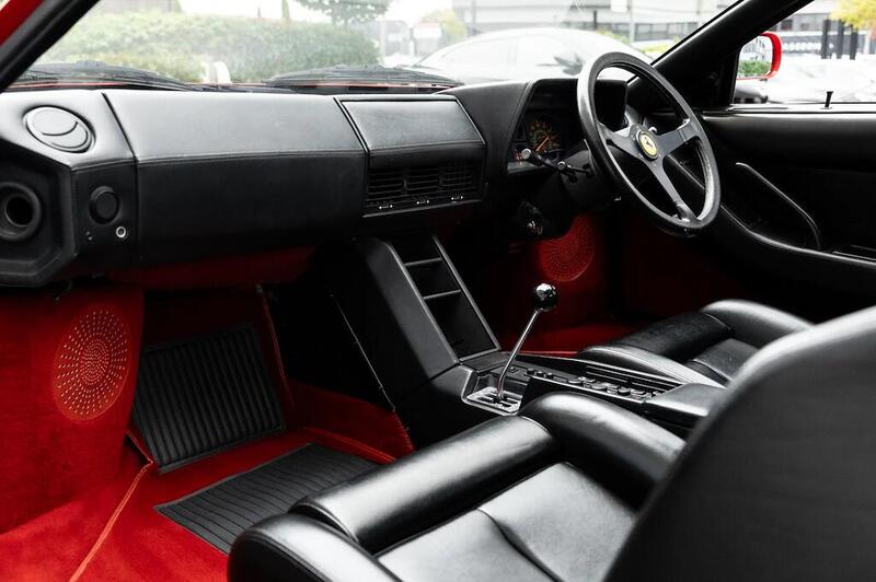 Ferrari Testarossa view 4
