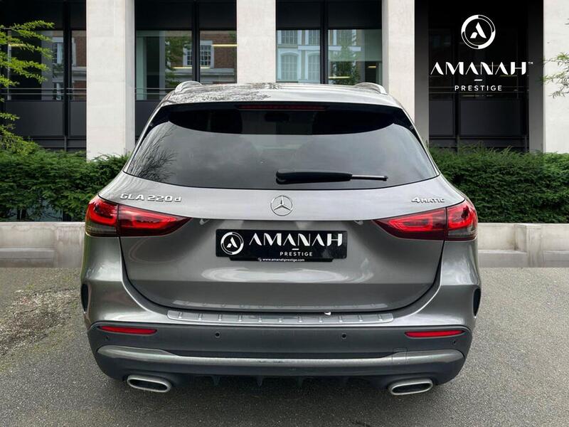 Mercedes-Benz GLA view 4