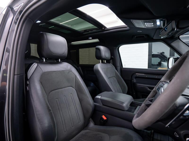 Land Rover Defender view 6