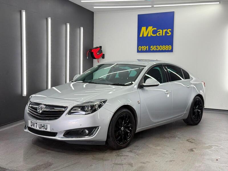 Vauxhall Insignia view 2
