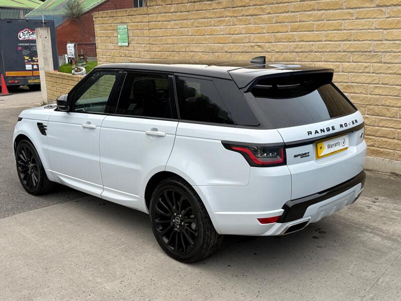 Land Rover Range Rover Sport view 3