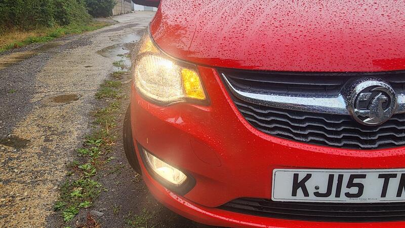 2015 Vauxhall Viva — photo 17