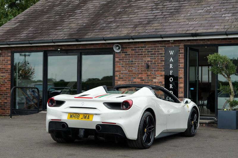 Ferrari 488 view 6