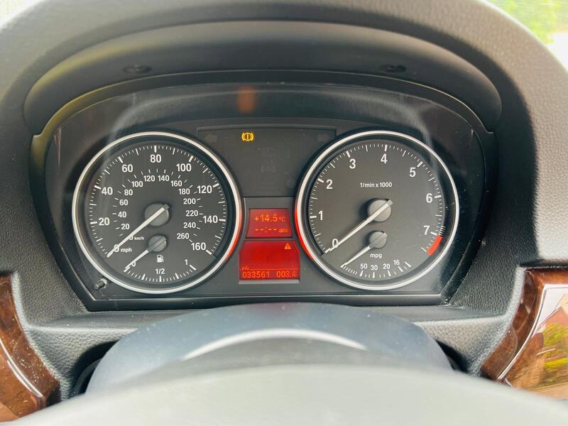 BMW 3 Series view 28