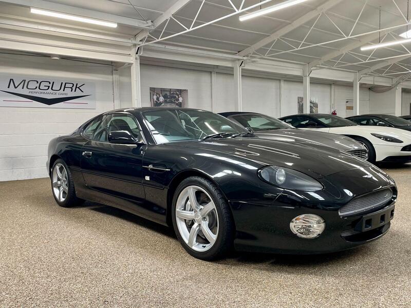 Aston Martin DB7 view 2
