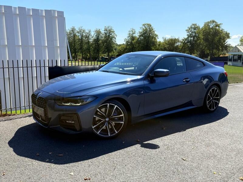 BMW 4 Series view 3