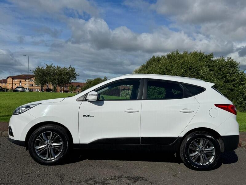 Hyundai Ix35 view 2