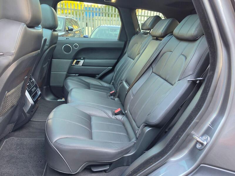 Land Rover Range Rover Sport 3.0 V6 HSE Dynamic Auto 4WD Euro 6 (s/s) 5dr thumbnail 28