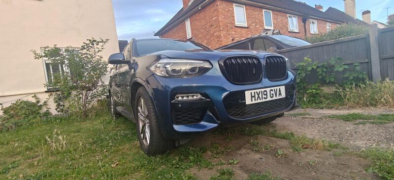 BMW X3 — photo 1