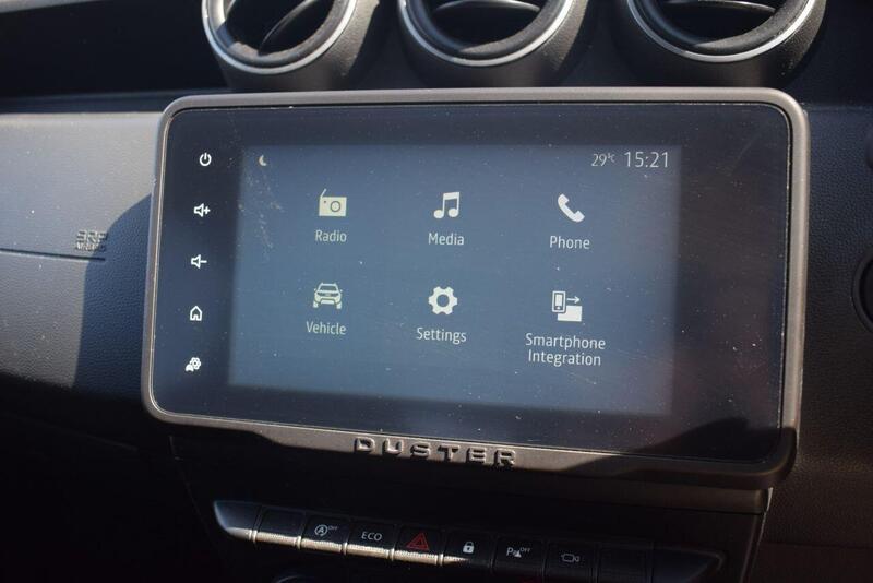 Dacia Duster view 3