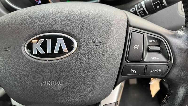 2014 Kia Rio — photo 25