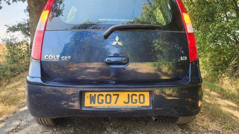 2007 Mitsubishi Colt — photo 8