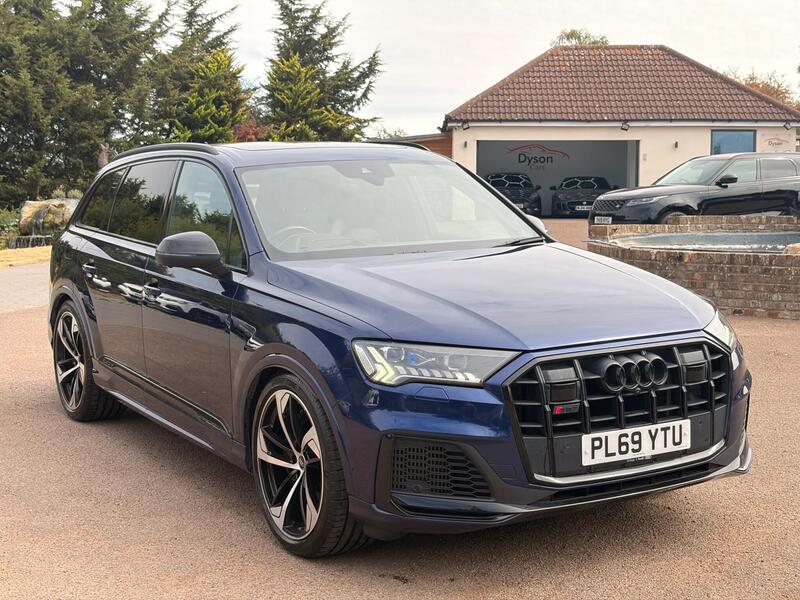 Audi Audi SQ7 view 3