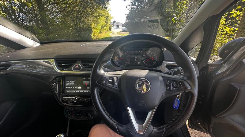 2017 Vauxhall Corsa — photo 13