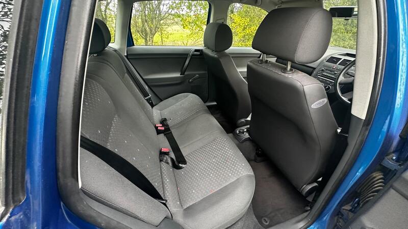2004 Volkswagen Polo — photo 9