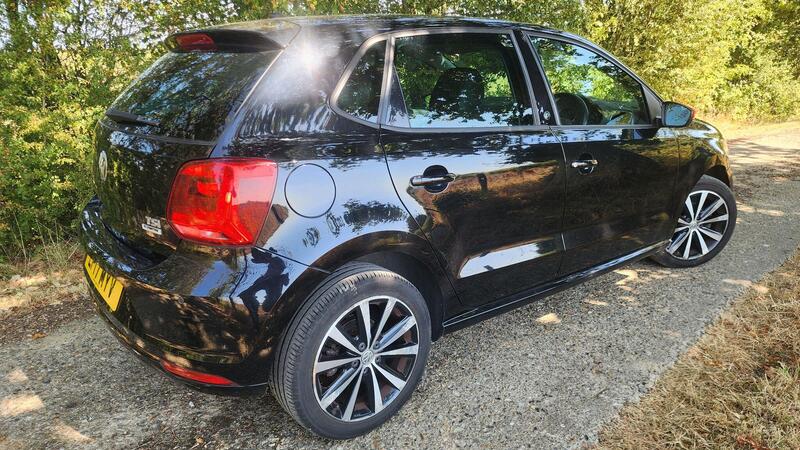 2017 Volkswagen Polo — photo 12