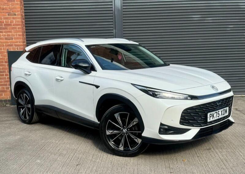MG MG HS — photo 1