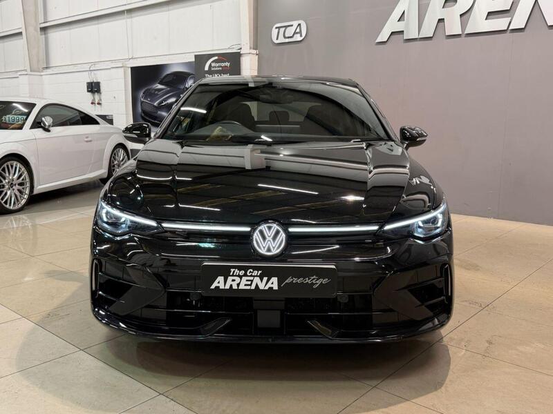Volkswagen Golf view 3