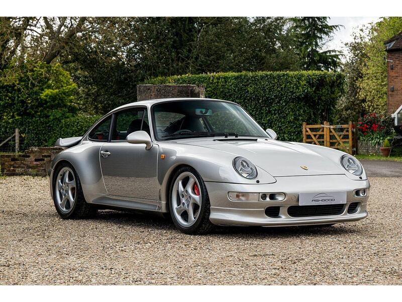 Porsche 911 main image