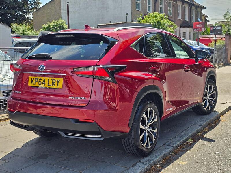 Lexus NX view 3