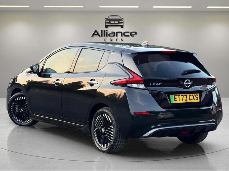 Nissan Leaf view 3