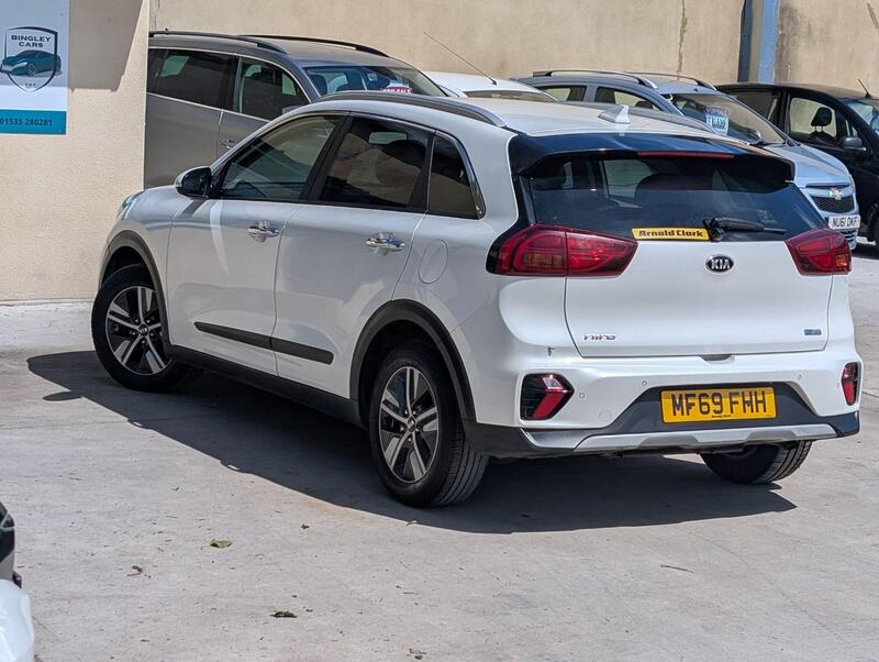 Kia Niro view 4